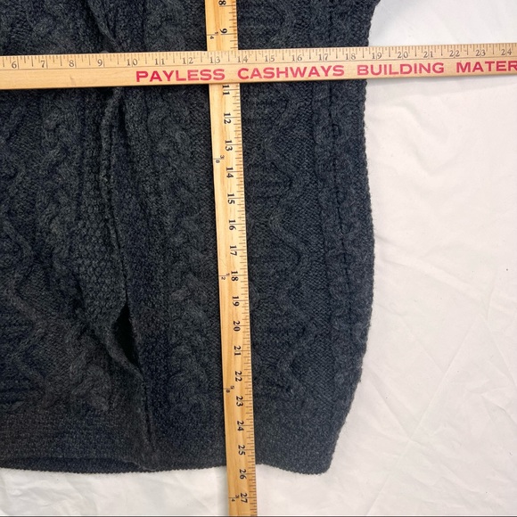 Inis Craft 100% Merino Wool Dark Gray Cardigan Sweater. Size M L020522 - Picture 4 of 4